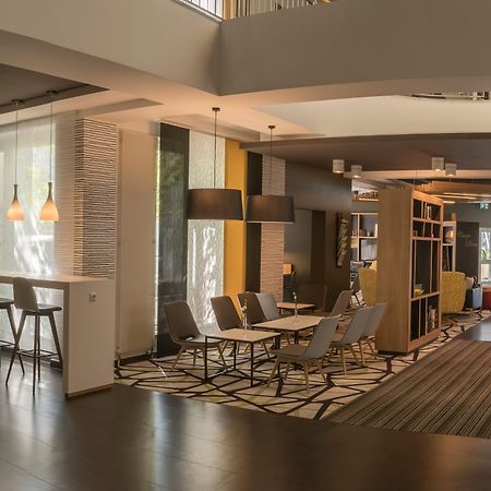 Holiday Inn Munich Unterhaching By Ihg Bagian luar foto