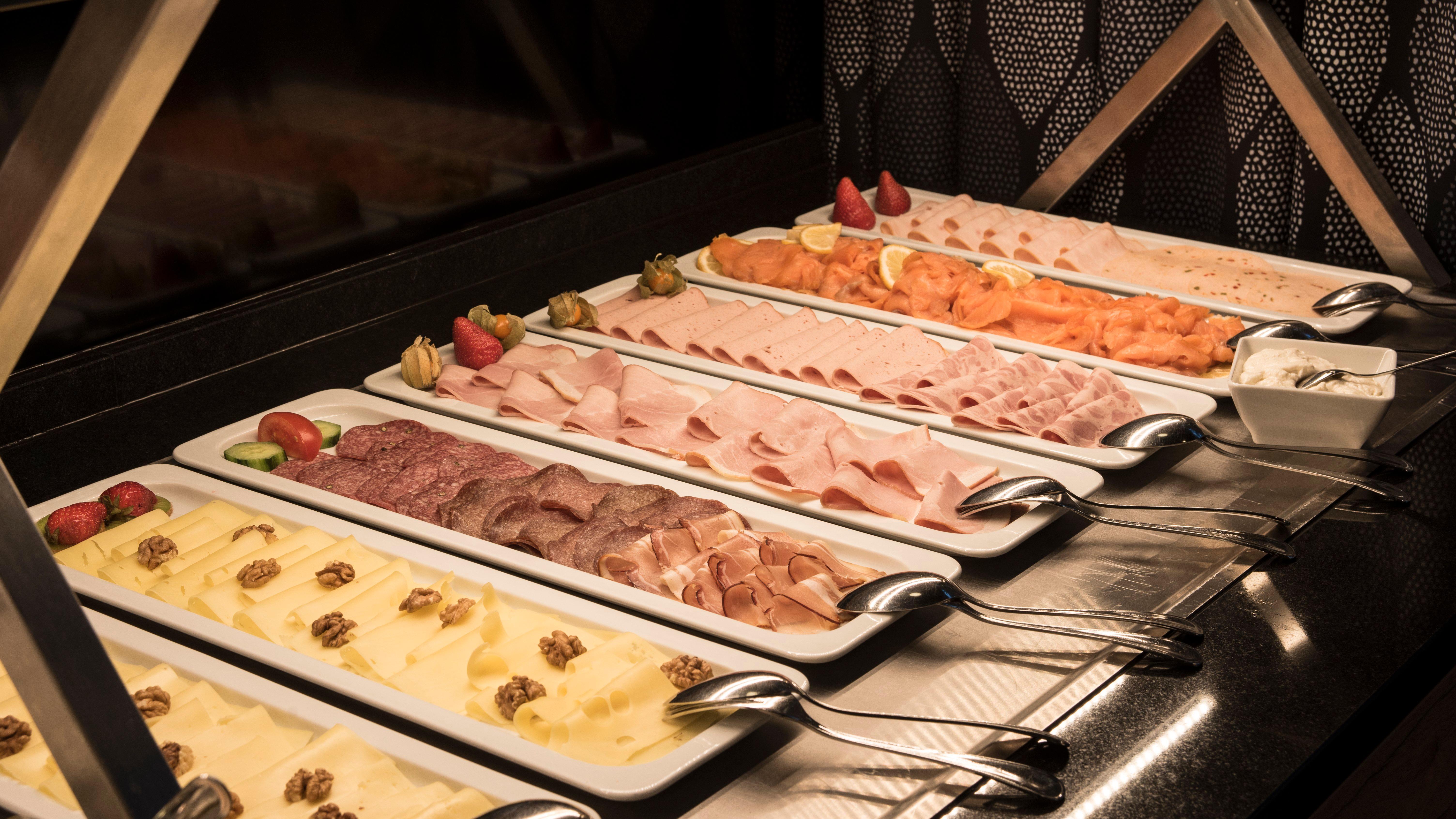 Holiday Inn Munich Unterhaching By Ihg Bagian luar foto