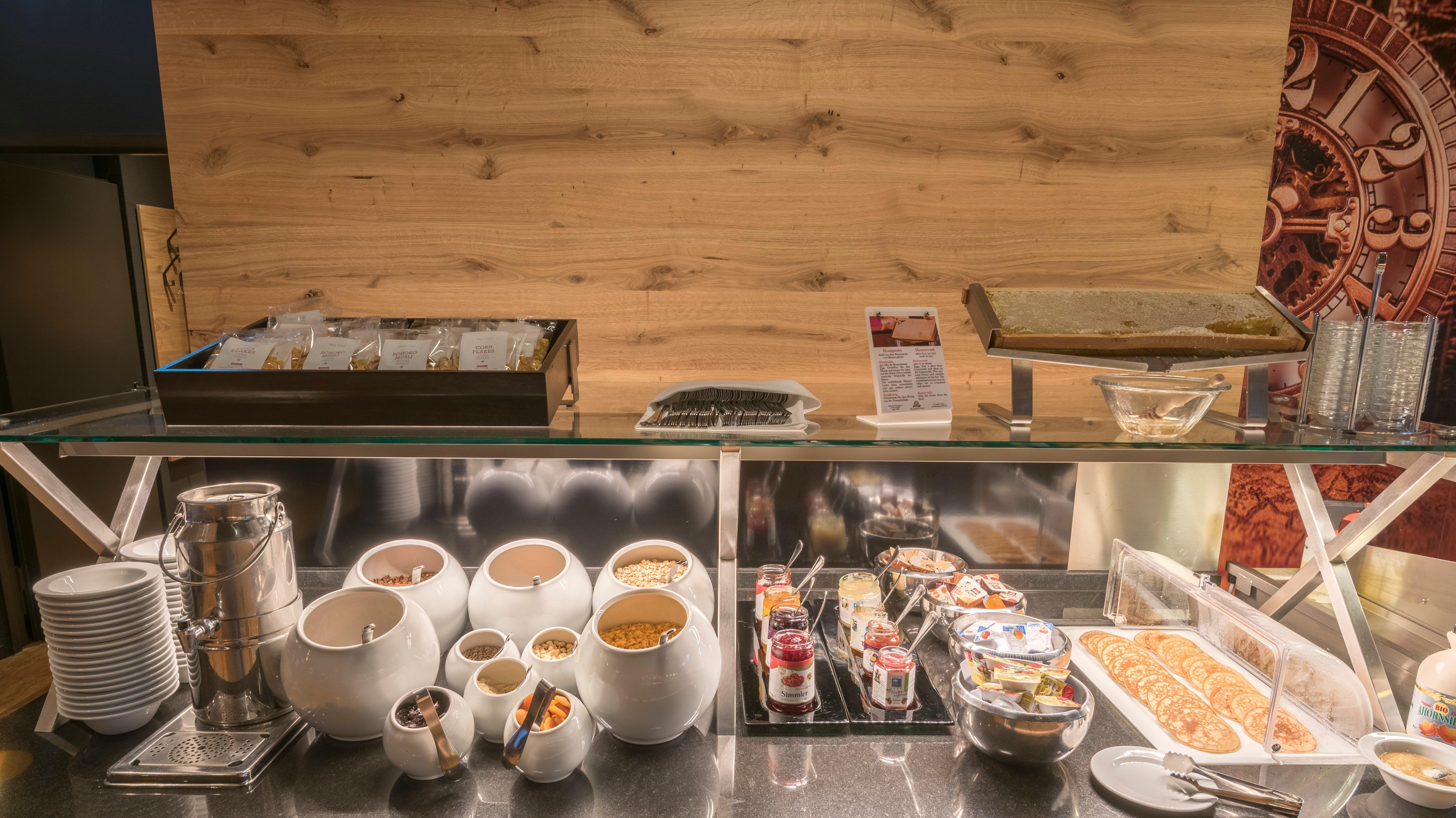Holiday Inn Munich Unterhaching By Ihg Bagian luar foto