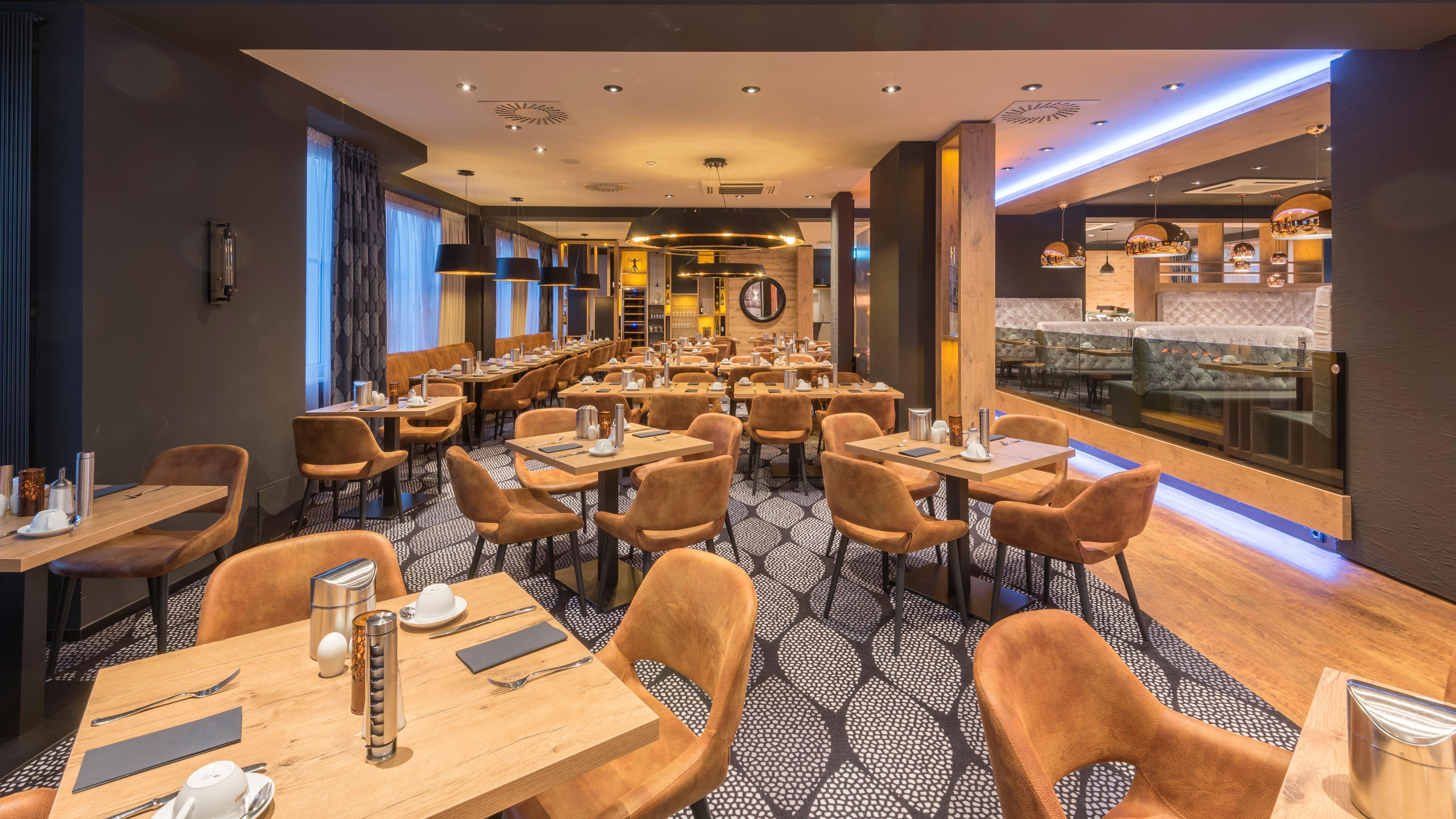 Holiday Inn Munich Unterhaching By Ihg Bagian luar foto