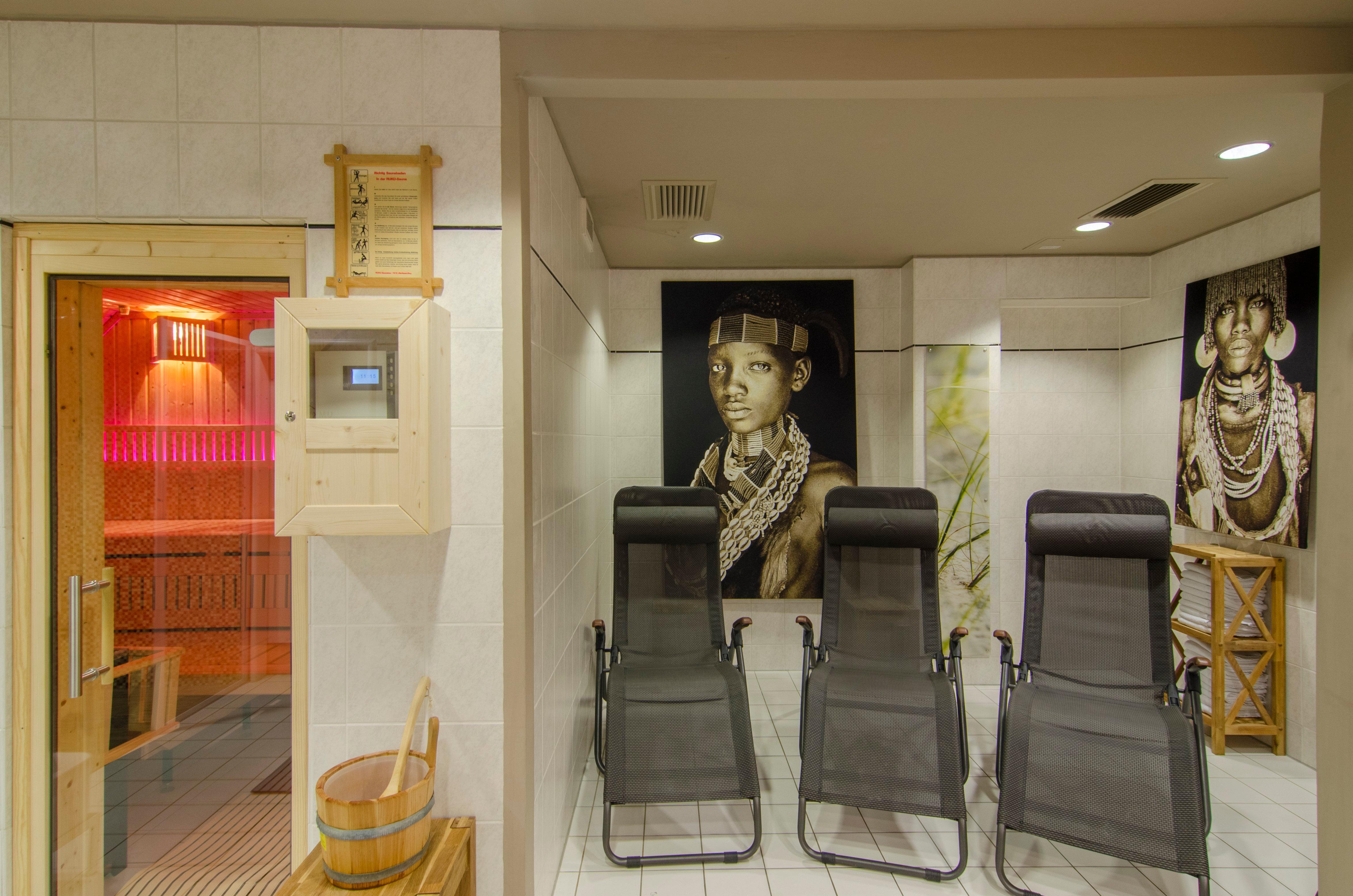 Holiday Inn Munich Unterhaching By Ihg Bagian luar foto