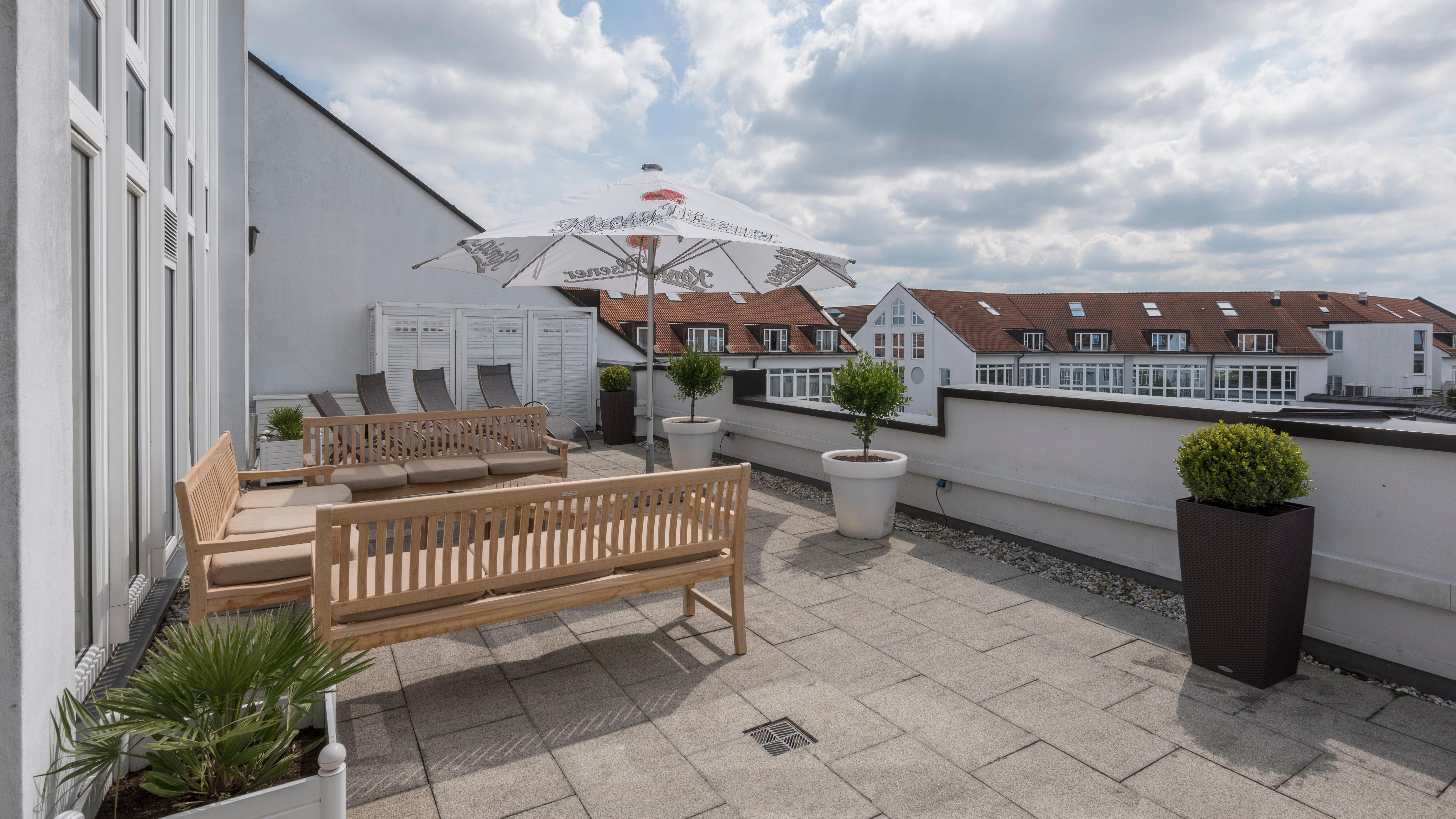 Holiday Inn Munich Unterhaching By Ihg Bagian luar foto