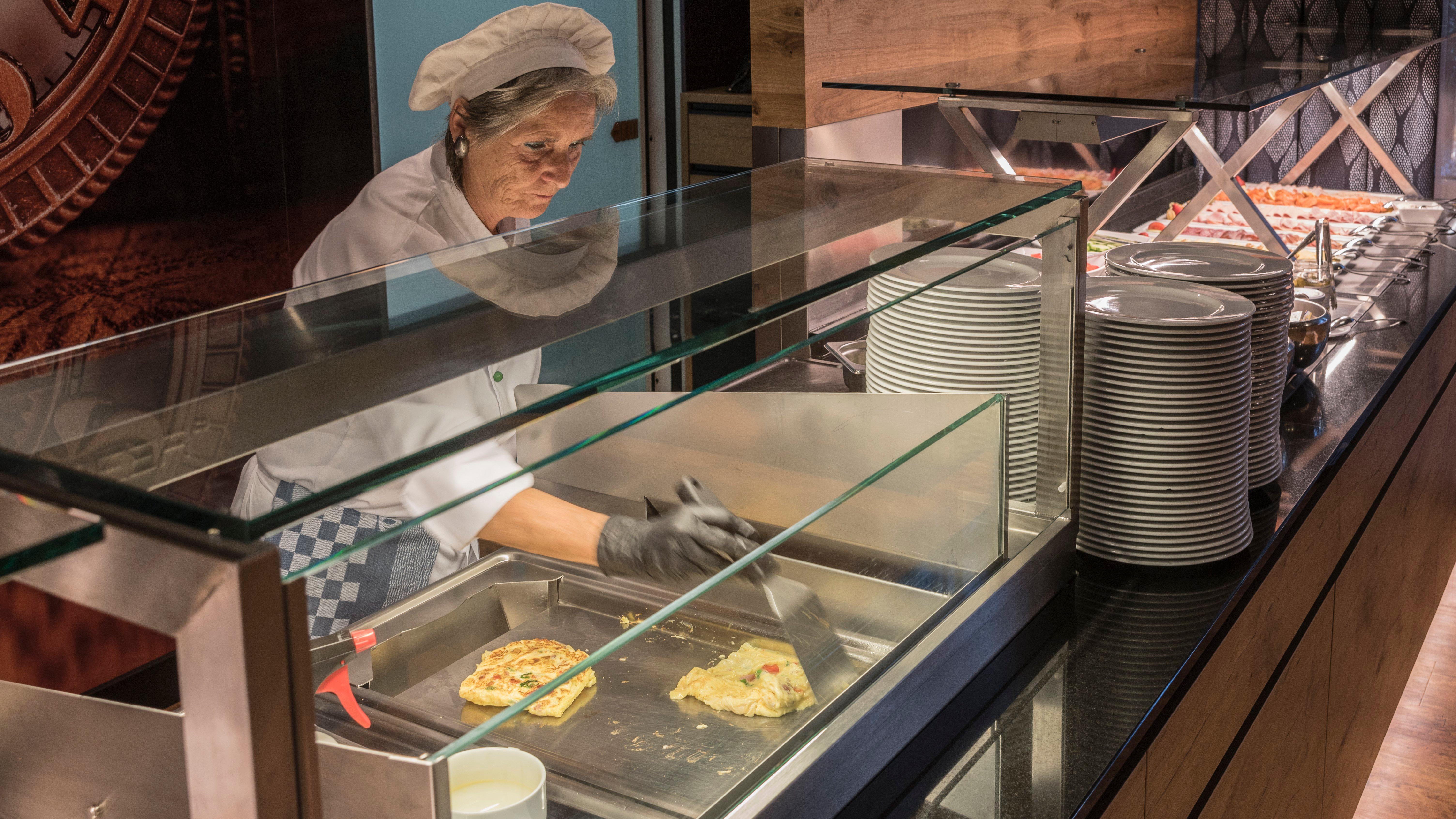 Holiday Inn Munich Unterhaching By Ihg Bagian luar foto